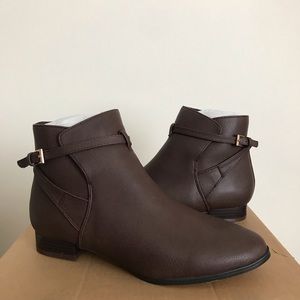 Brown bootie